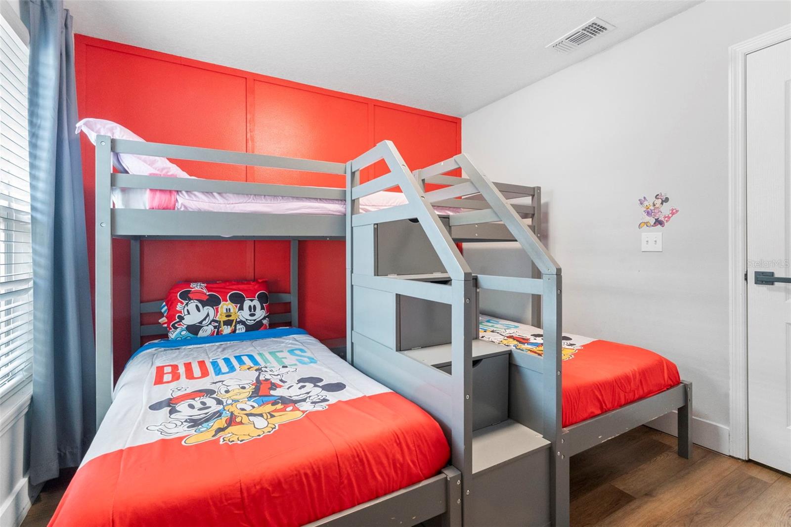 Image 34 of 52 For 127 Sundown Court