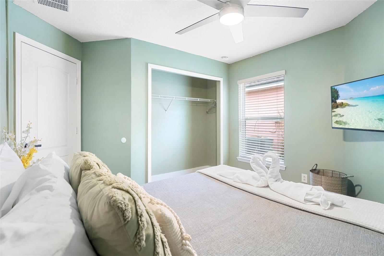 Image 36 of 52 For 127 Sundown Court