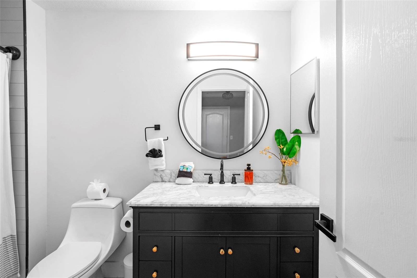 Image 38 of 52 For 127 Sundown Court