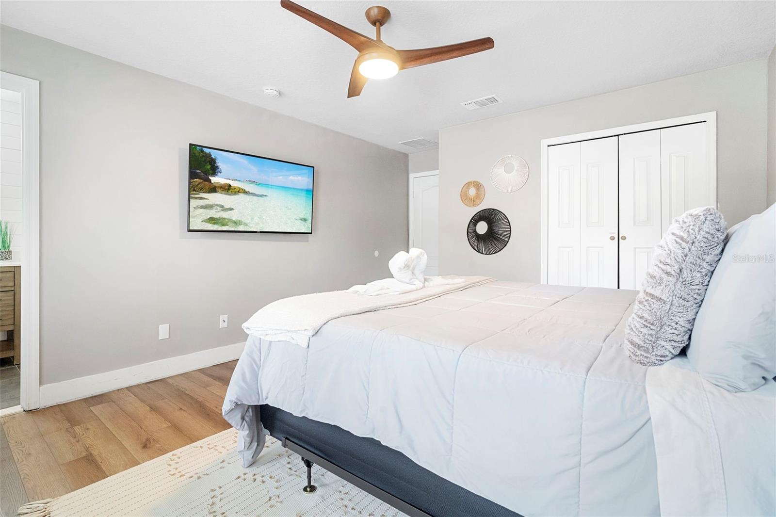 Image 40 of 52 For 127 Sundown Court