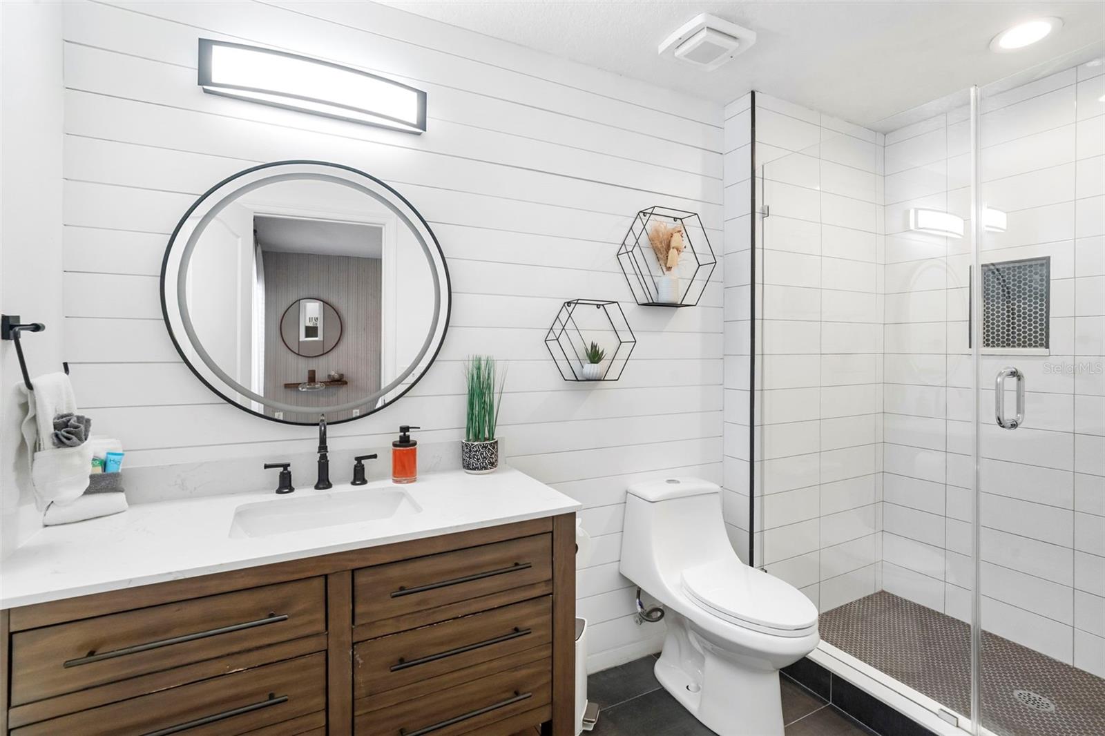 Image 43 of 52 For 127 Sundown Court