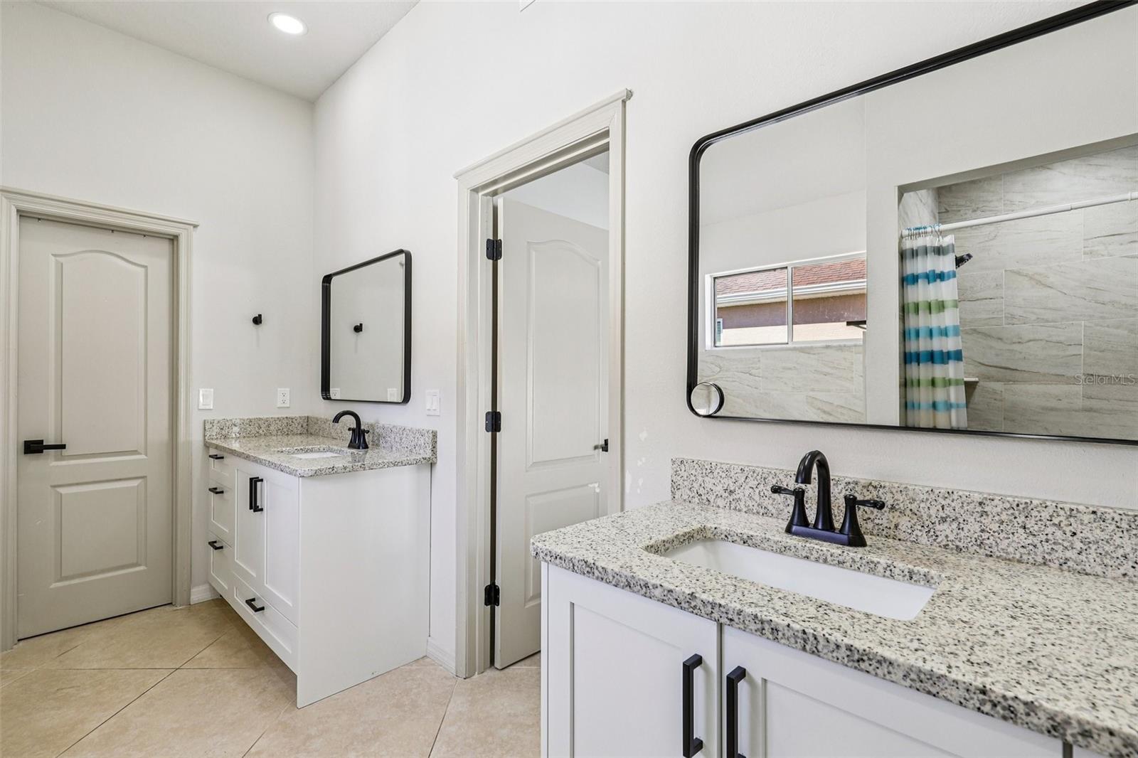 Image 11 of 24 For 5 Watkins Place