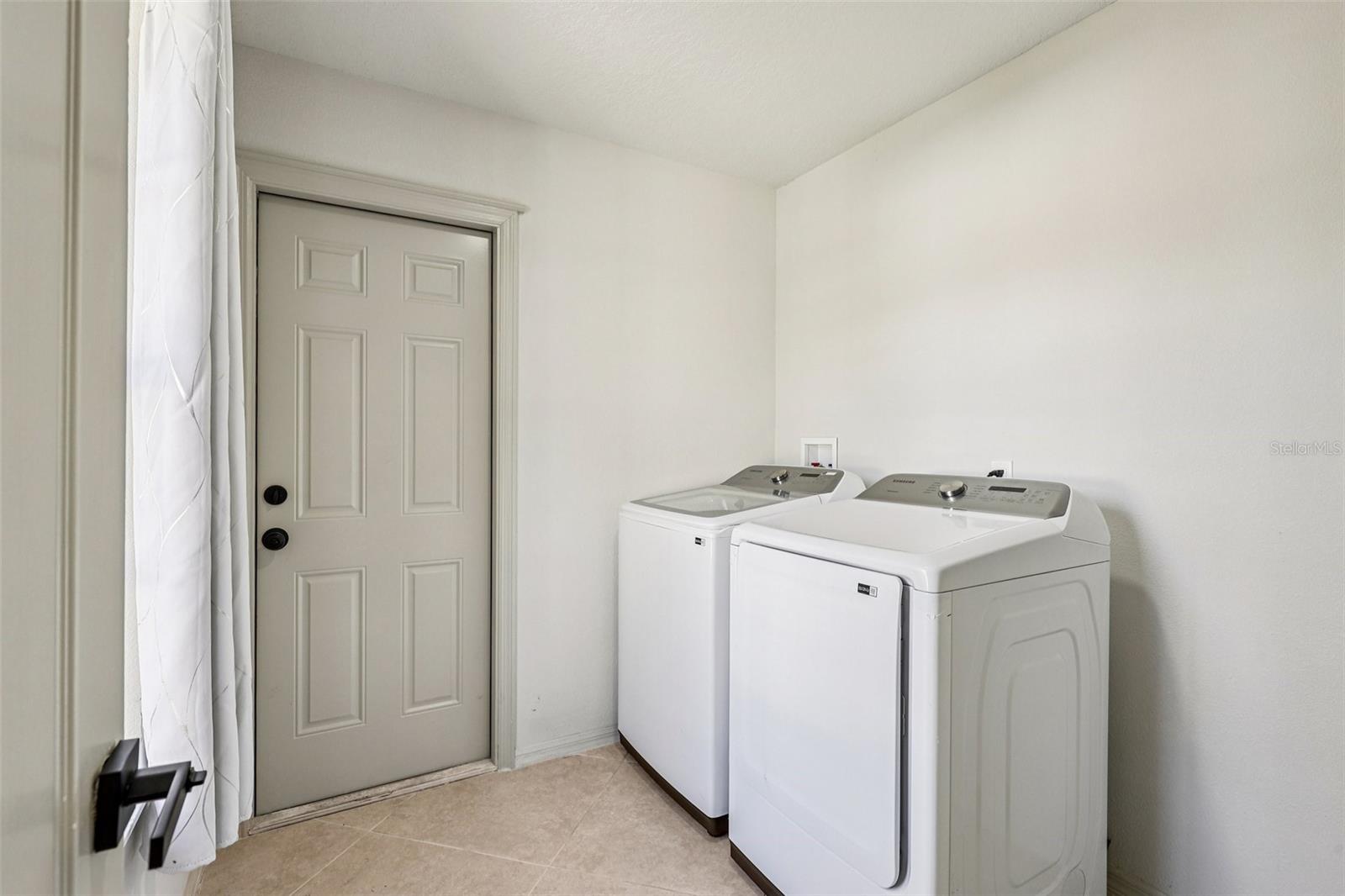 Image 18 of 24 For 5 Watkins Place