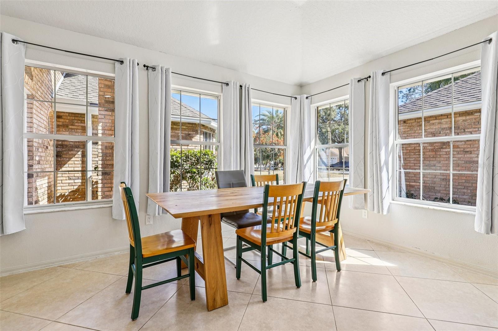 Image 6 of 24 For 5 Watkins Place