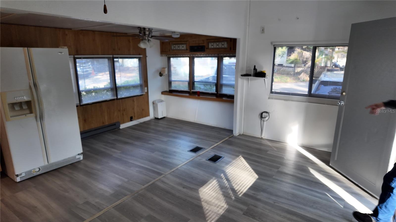 Image 9 of 20 For 3000 Clarcona Road 660