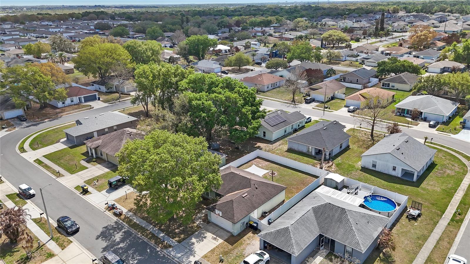 Image 30 of 37 For 145 Eagle Point Boulevard