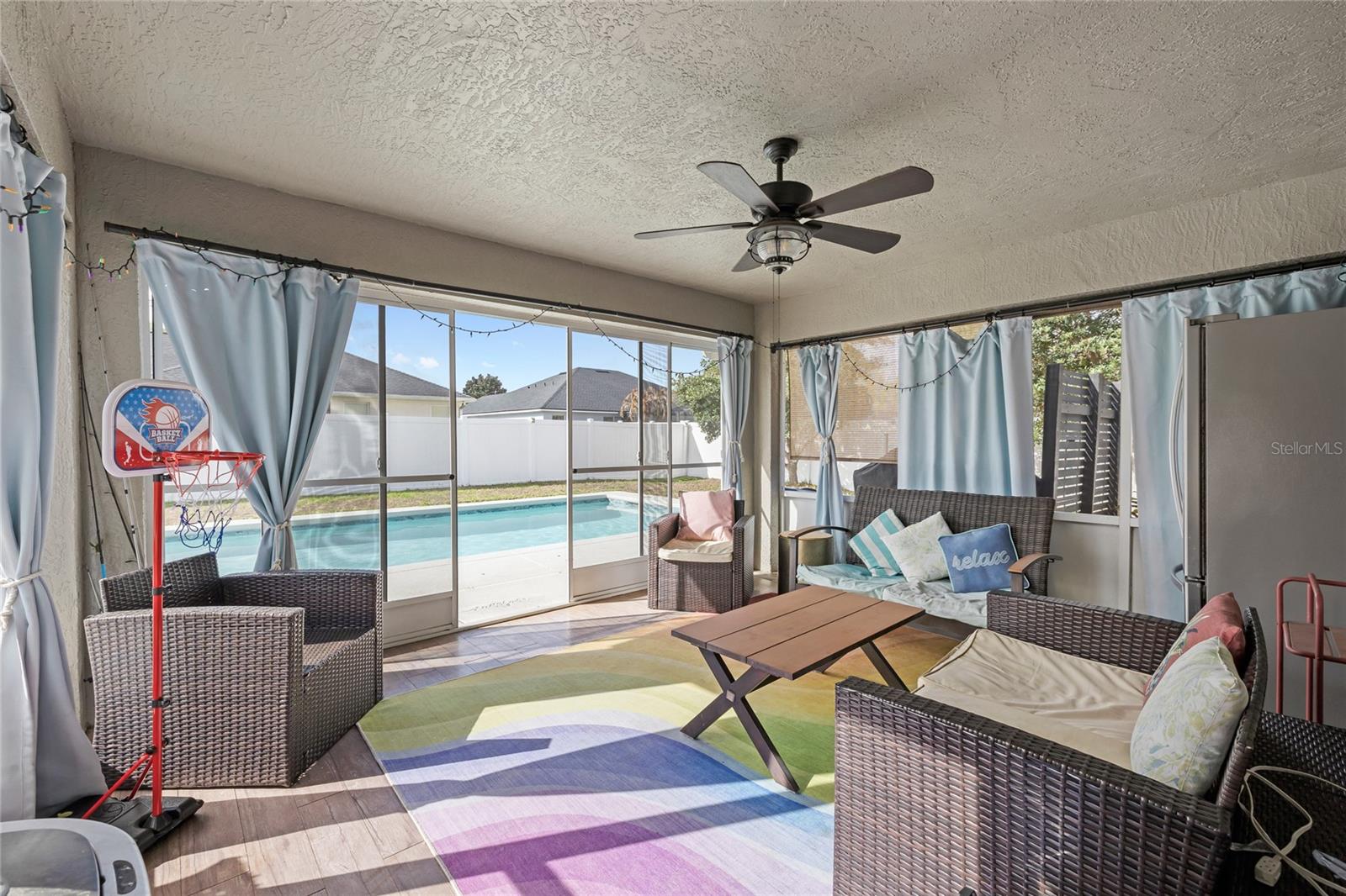 Image 25 of 45 For 496 Terranova Street