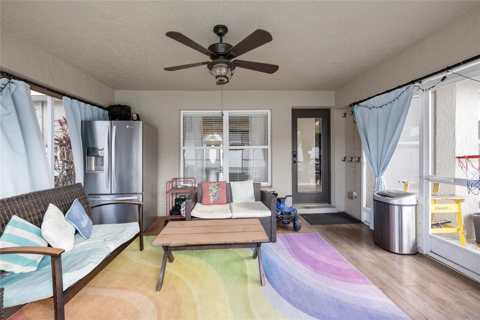 Image 26 of 45 For 496 Terranova Street