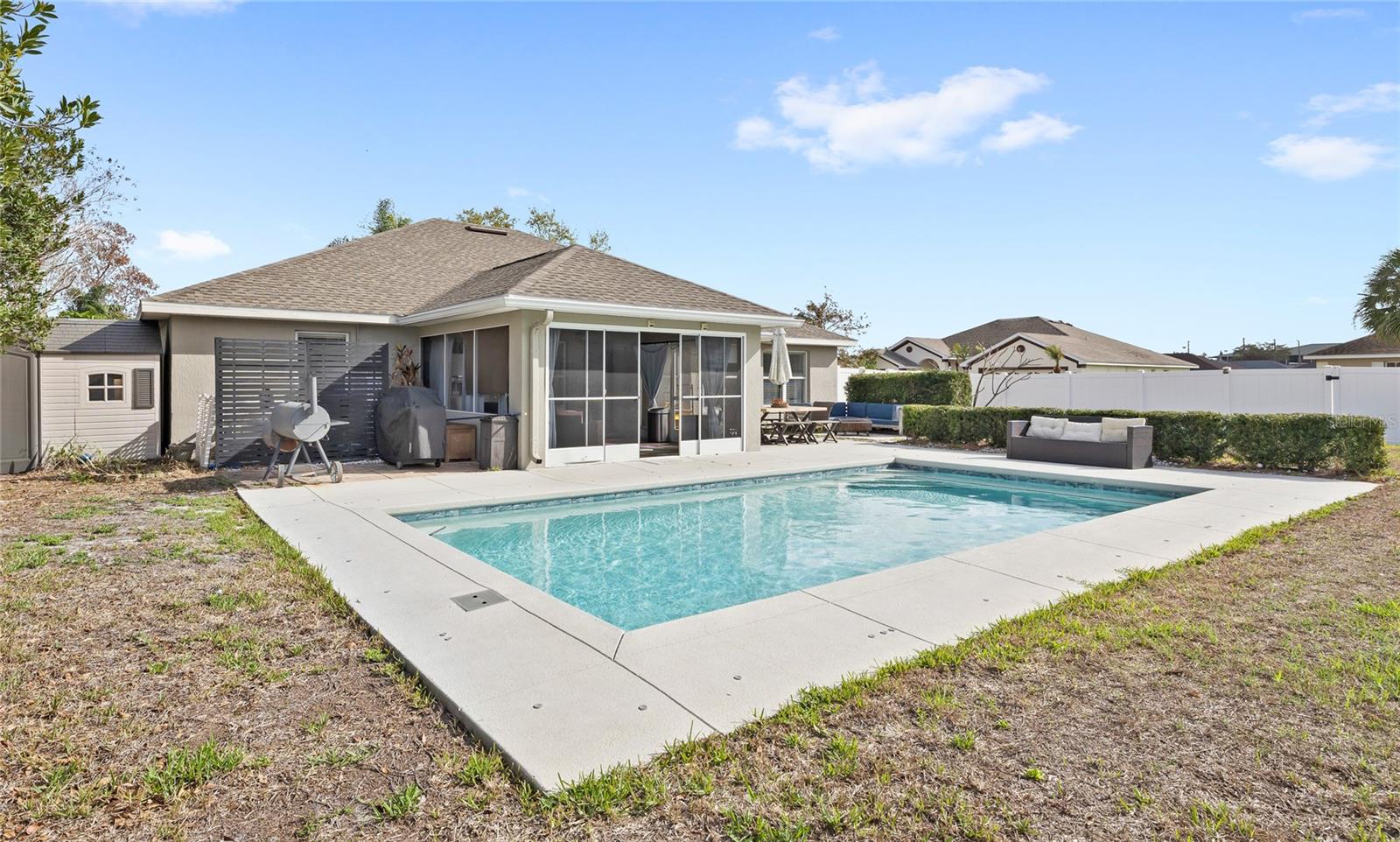 Image 28 of 45 For 496 Terranova Street