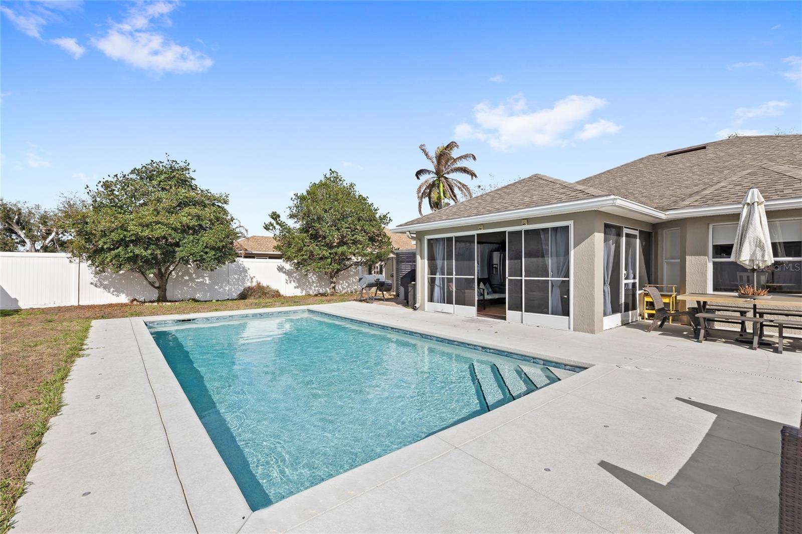 Image 3 of 45 For 496 Terranova Street