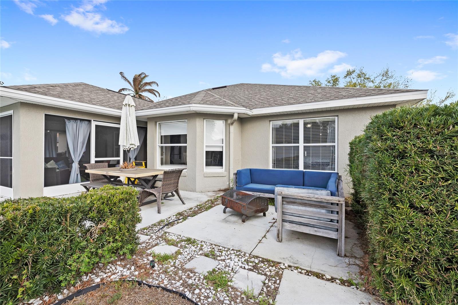 Image 30 of 45 For 496 Terranova Street