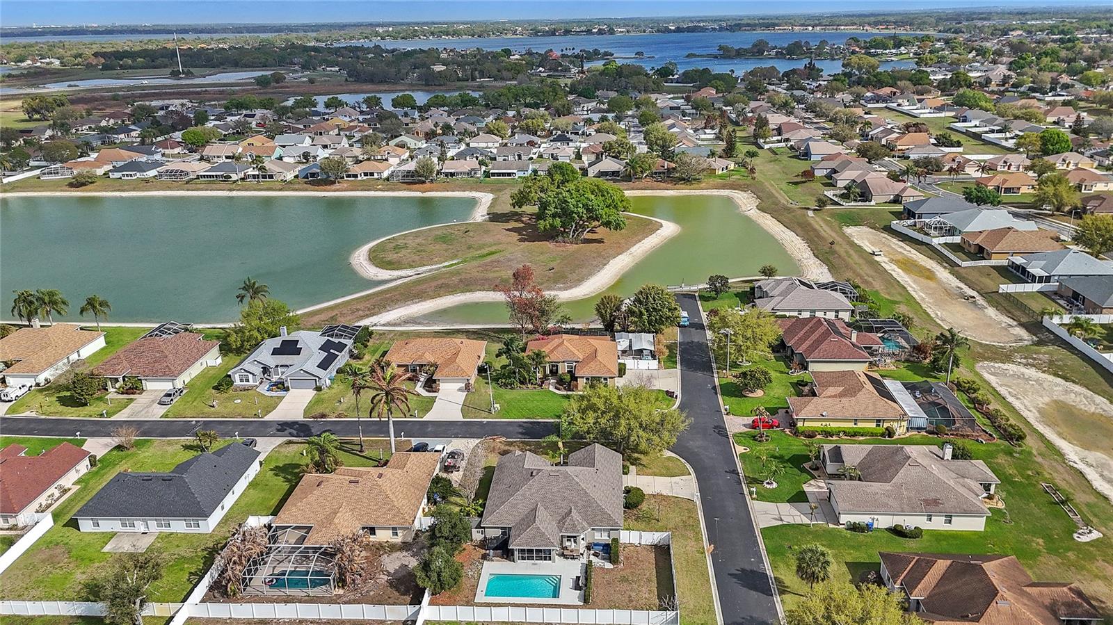 Image 42 of 45 For 496 Terranova Street