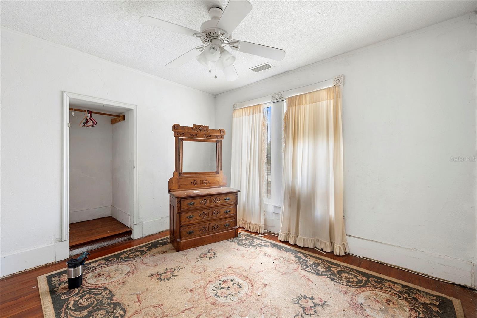 Image 24 of 43 For 485 Stanford Street