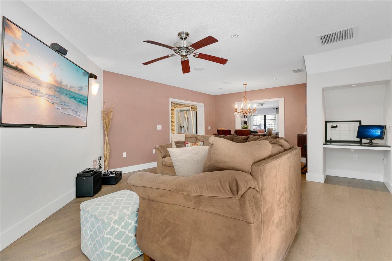 Image 10 of 38 For 9500 Handley Court