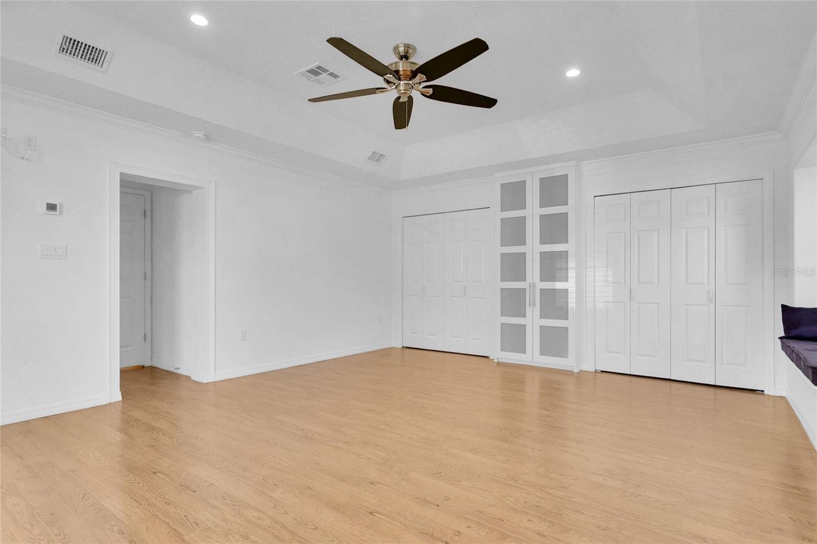 Image 17 of 38 For 9500 Handley Court