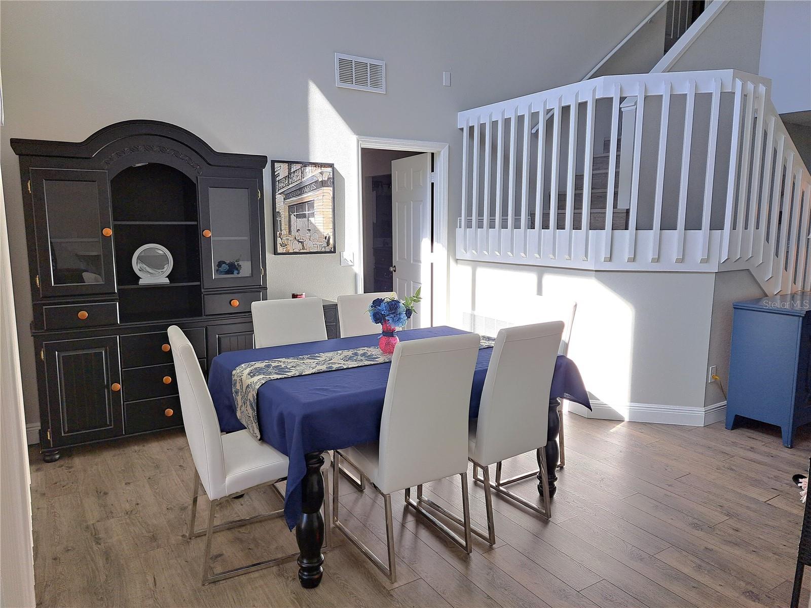 Image 12 of 37 For 10318 Crystal Point Drive