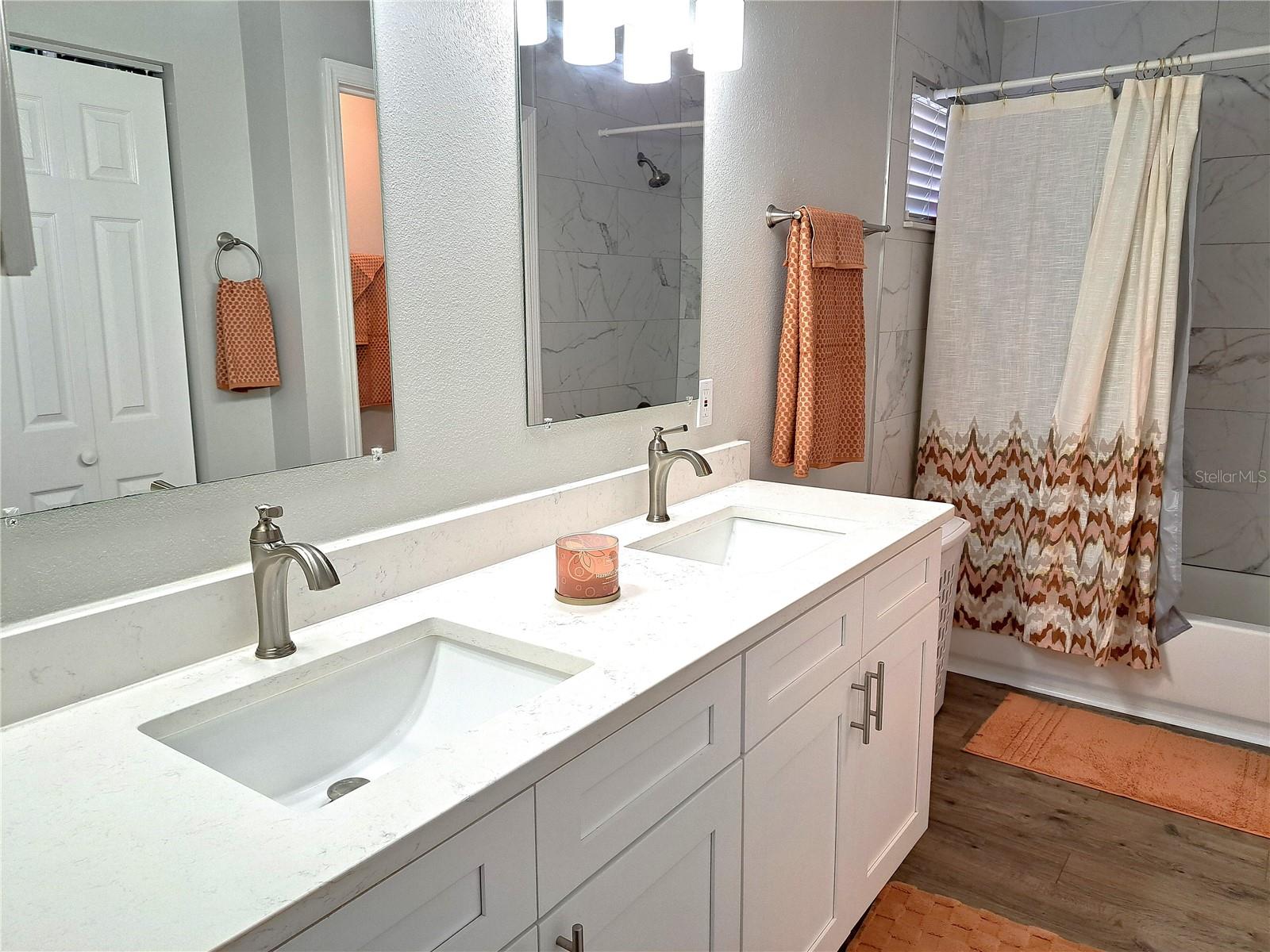 Image 18 of 37 For 10318 Crystal Point Drive