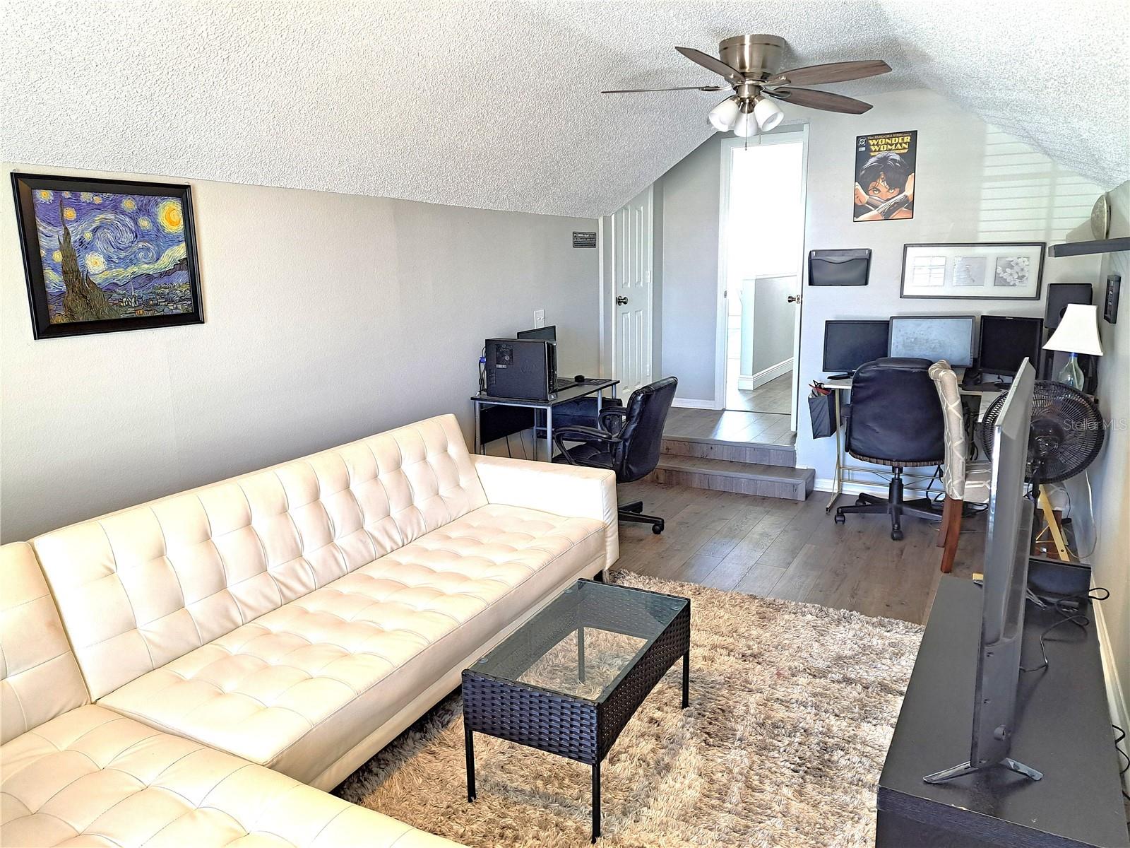 Image 23 of 37 For 10318 Crystal Point Drive