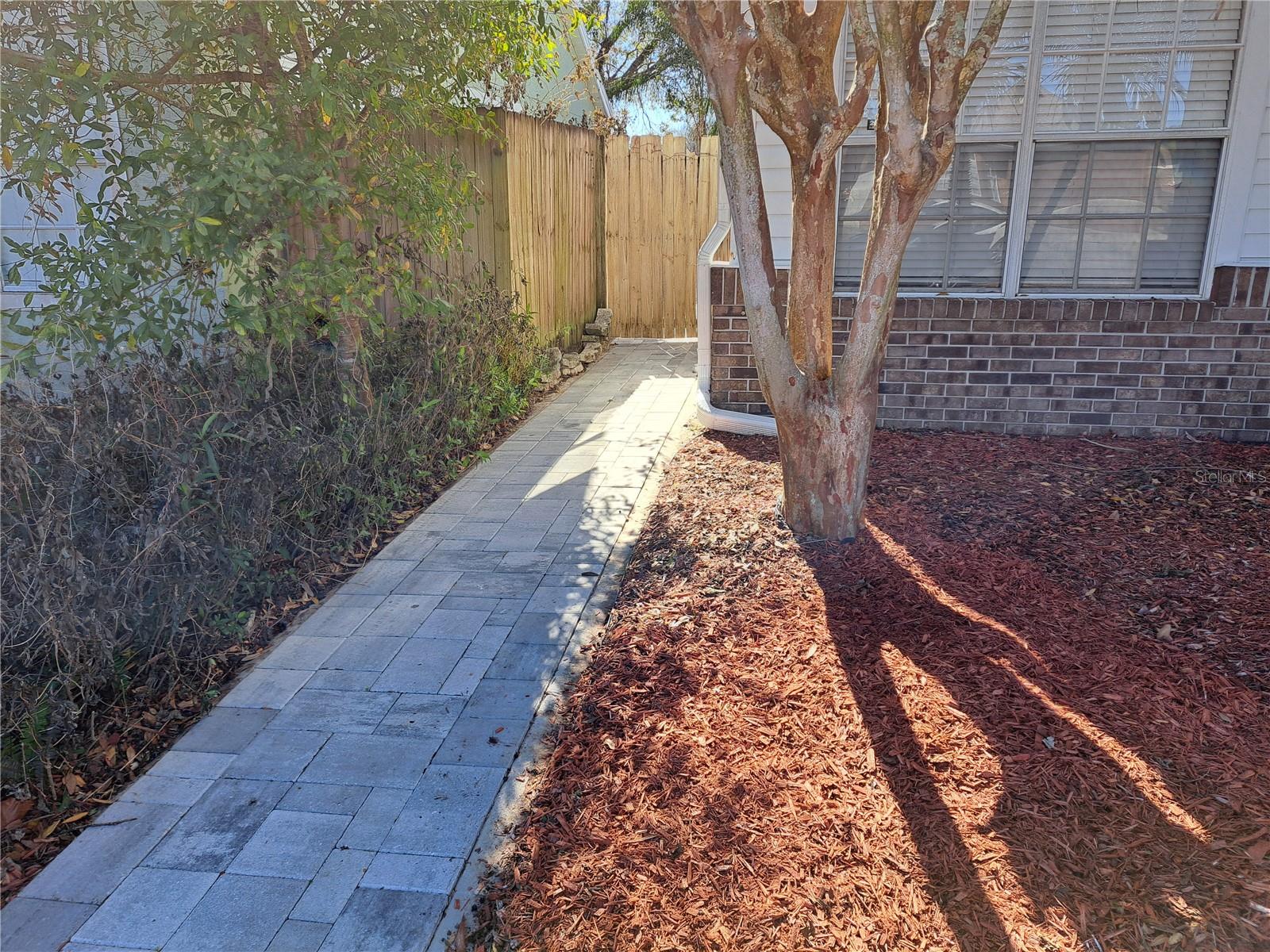 Image 4 of 37 For 10318 Crystal Point Drive