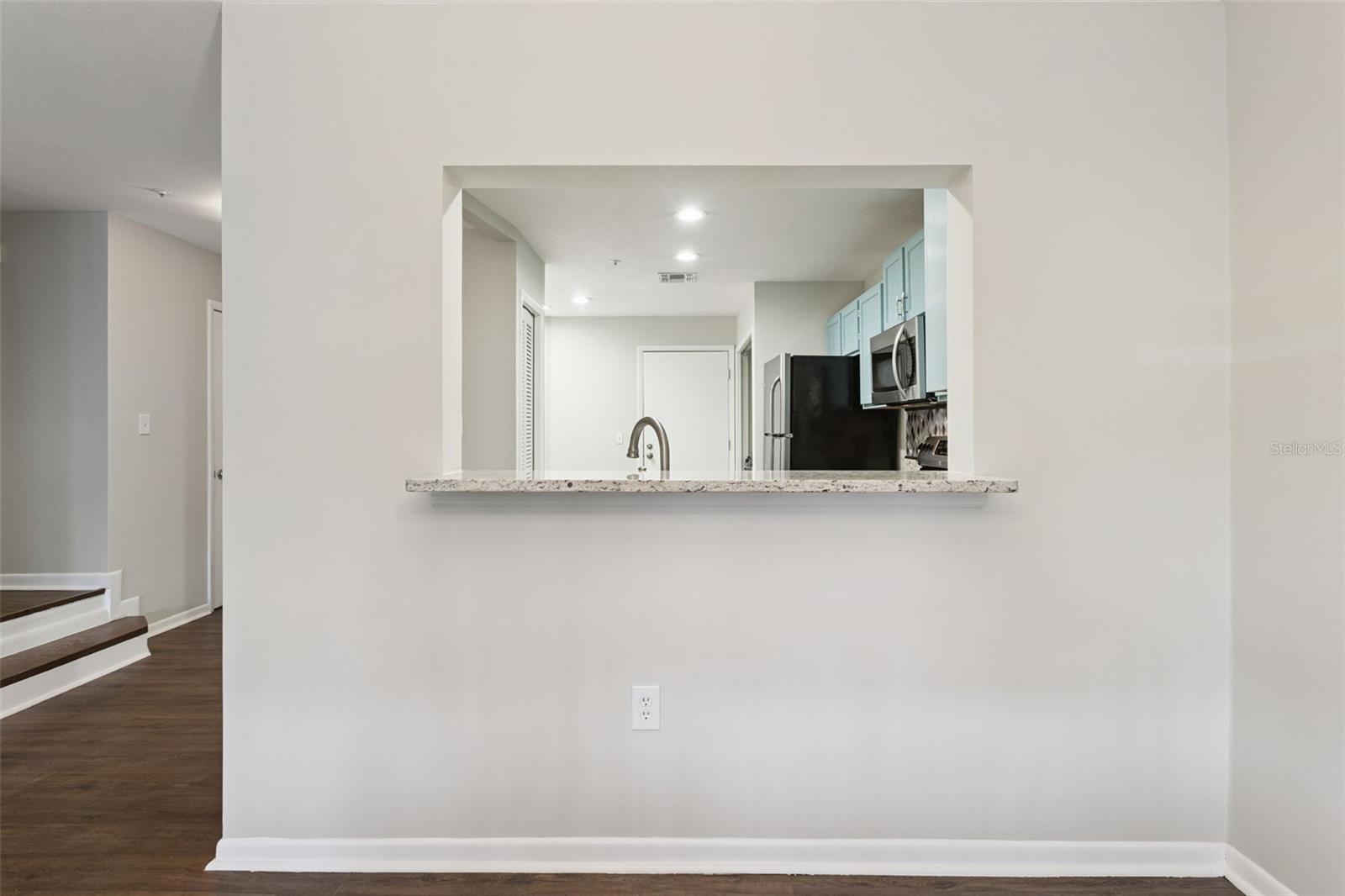 Image 14 of 51 For 683 Post Oak Circle 117