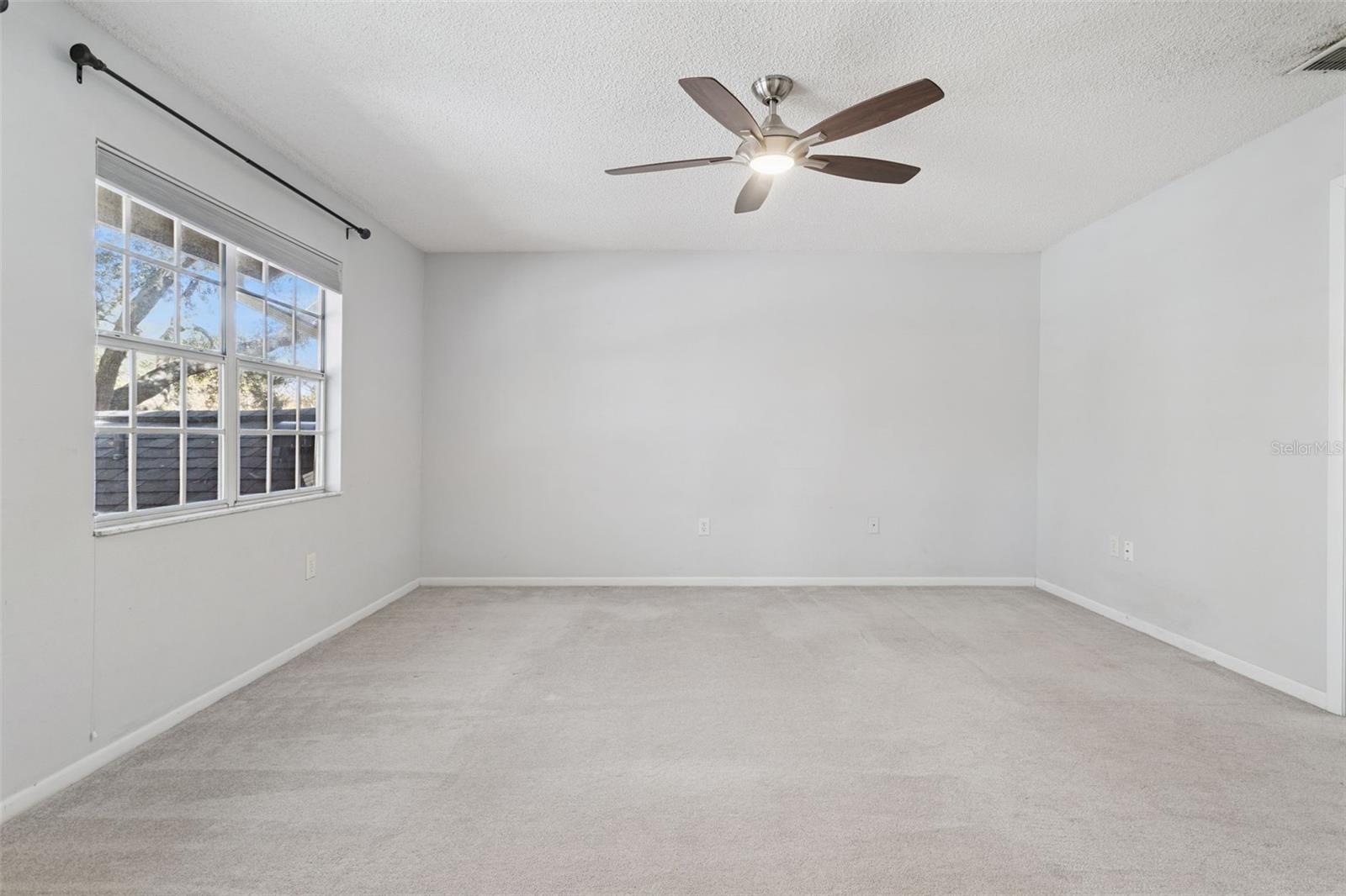 Image 20 of 51 For 683 Post Oak Circle 117