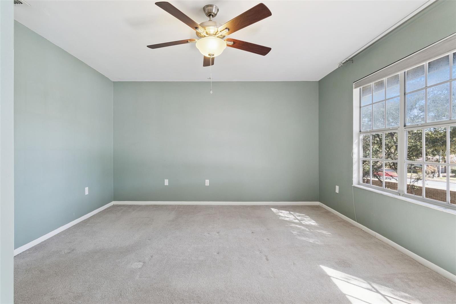 Image 25 of 51 For 683 Post Oak Circle 117