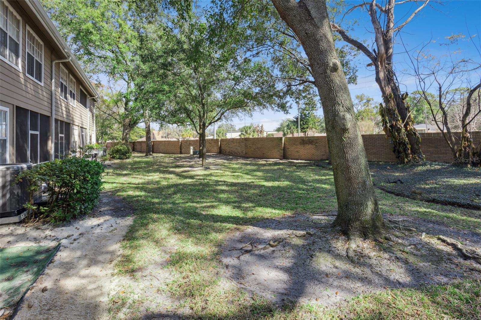 Image 38 of 51 For 683 Post Oak Circle 117