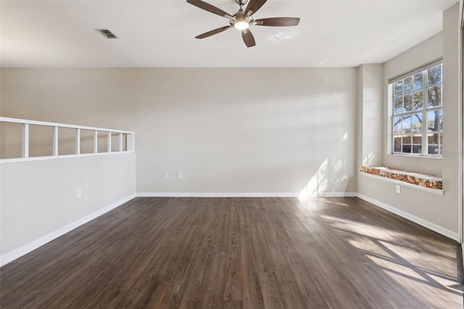 Image 9 of 51 For 683 Post Oak Circle 117