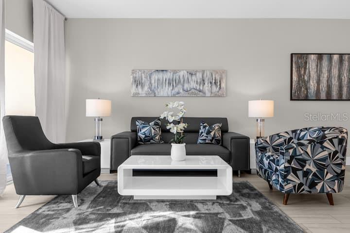 Image 3 of 17 For 8762 Worldquest Boulevard 6205