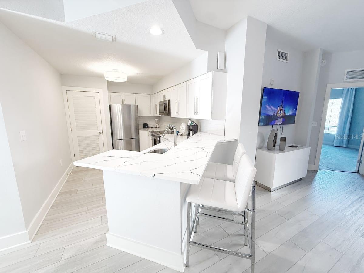 Image 4 of 17 For 8762 Worldquest Boulevard 6205