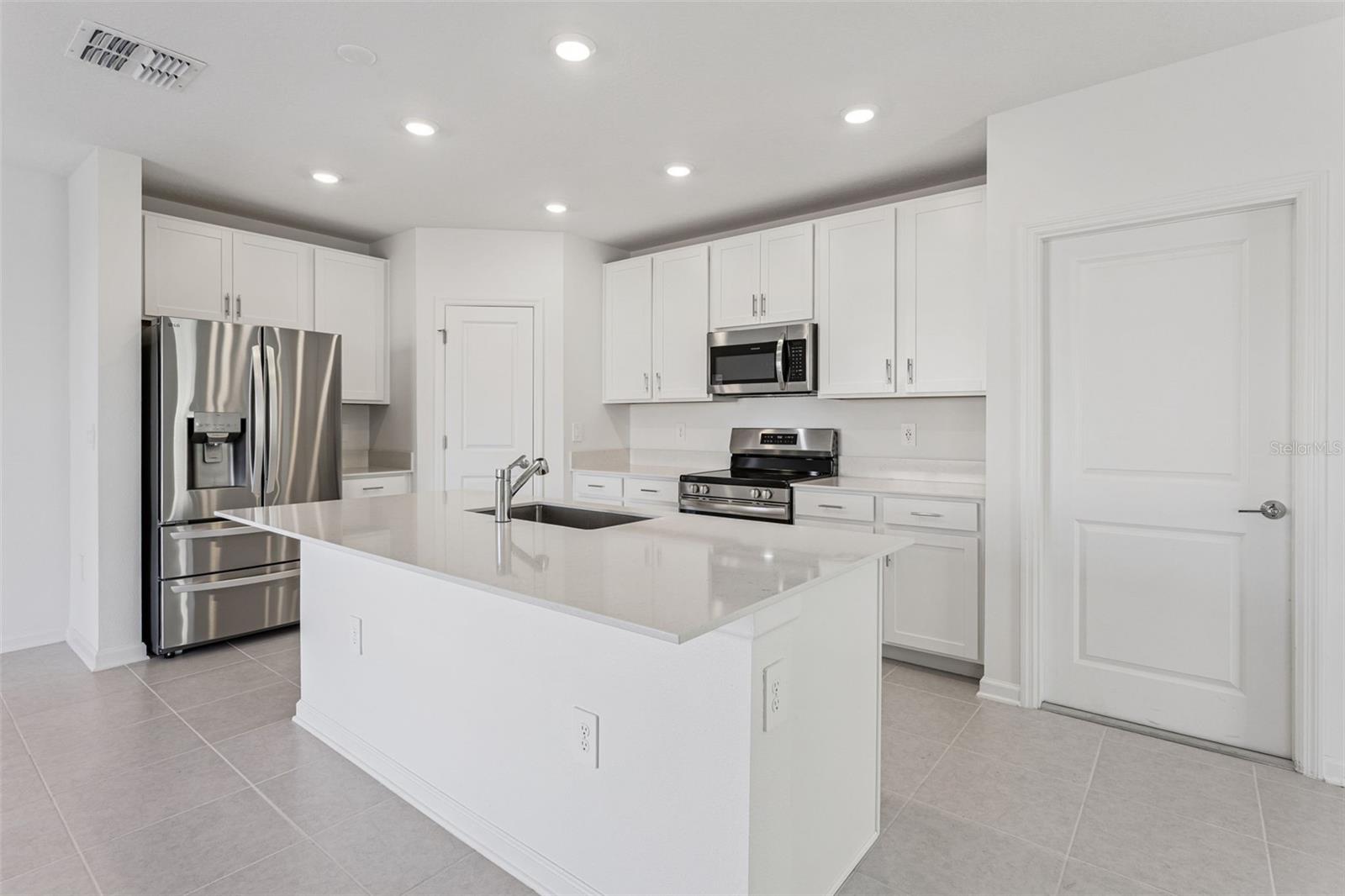 Image 5 of 91 For 2916 Transformation Way