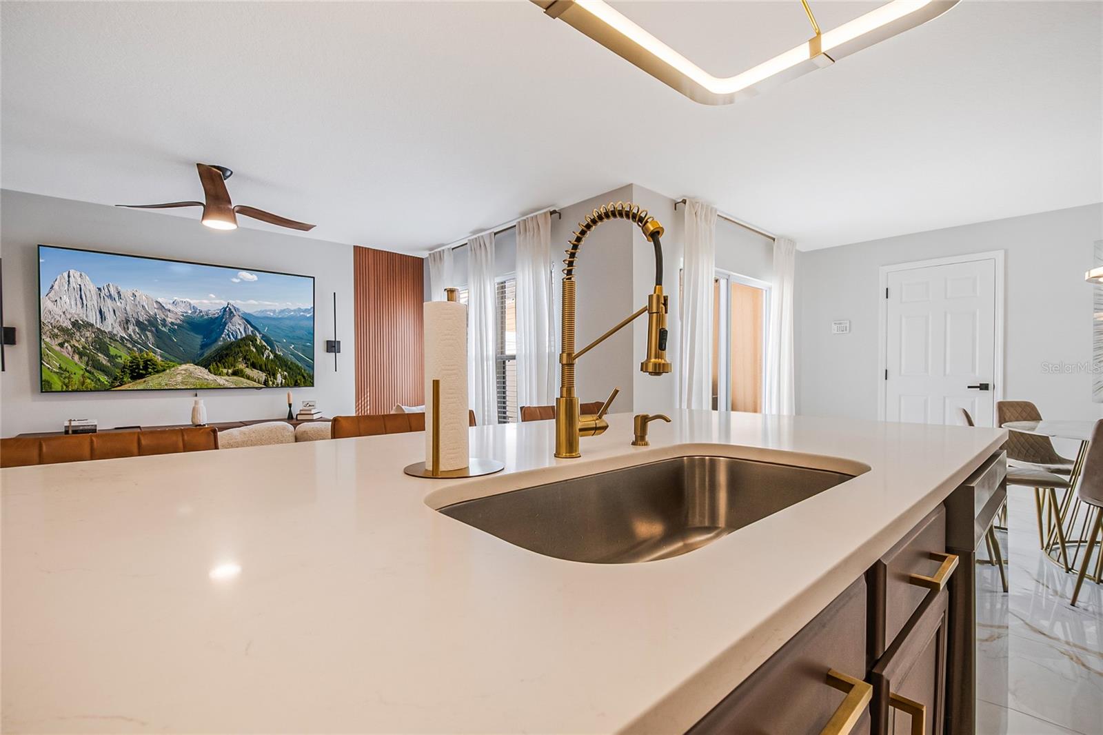 Image 21 of 60 For 2741 Wild Tamarind Boulevard