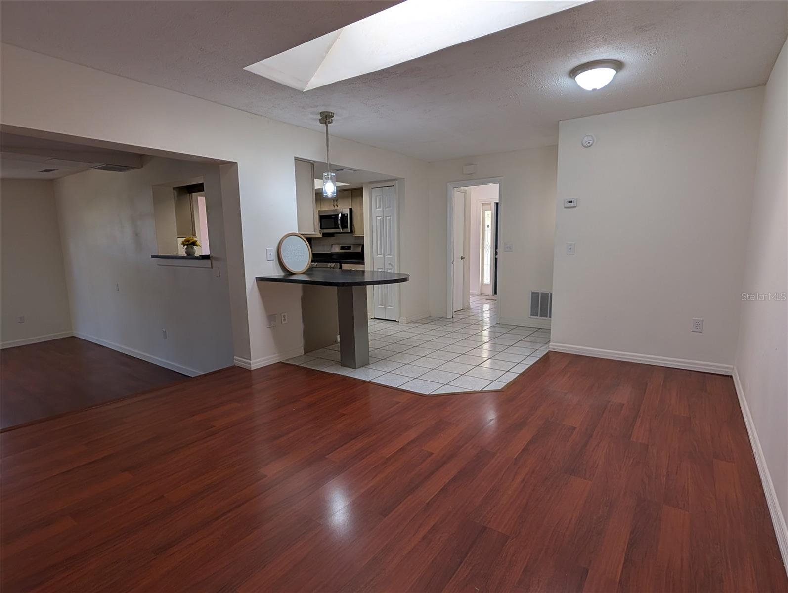 Image 11 of 32 For 627 Prairie Lane