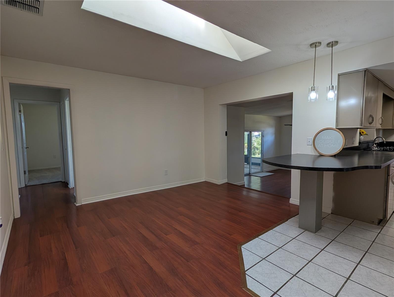 Image 12 of 32 For 627 Prairie Lane