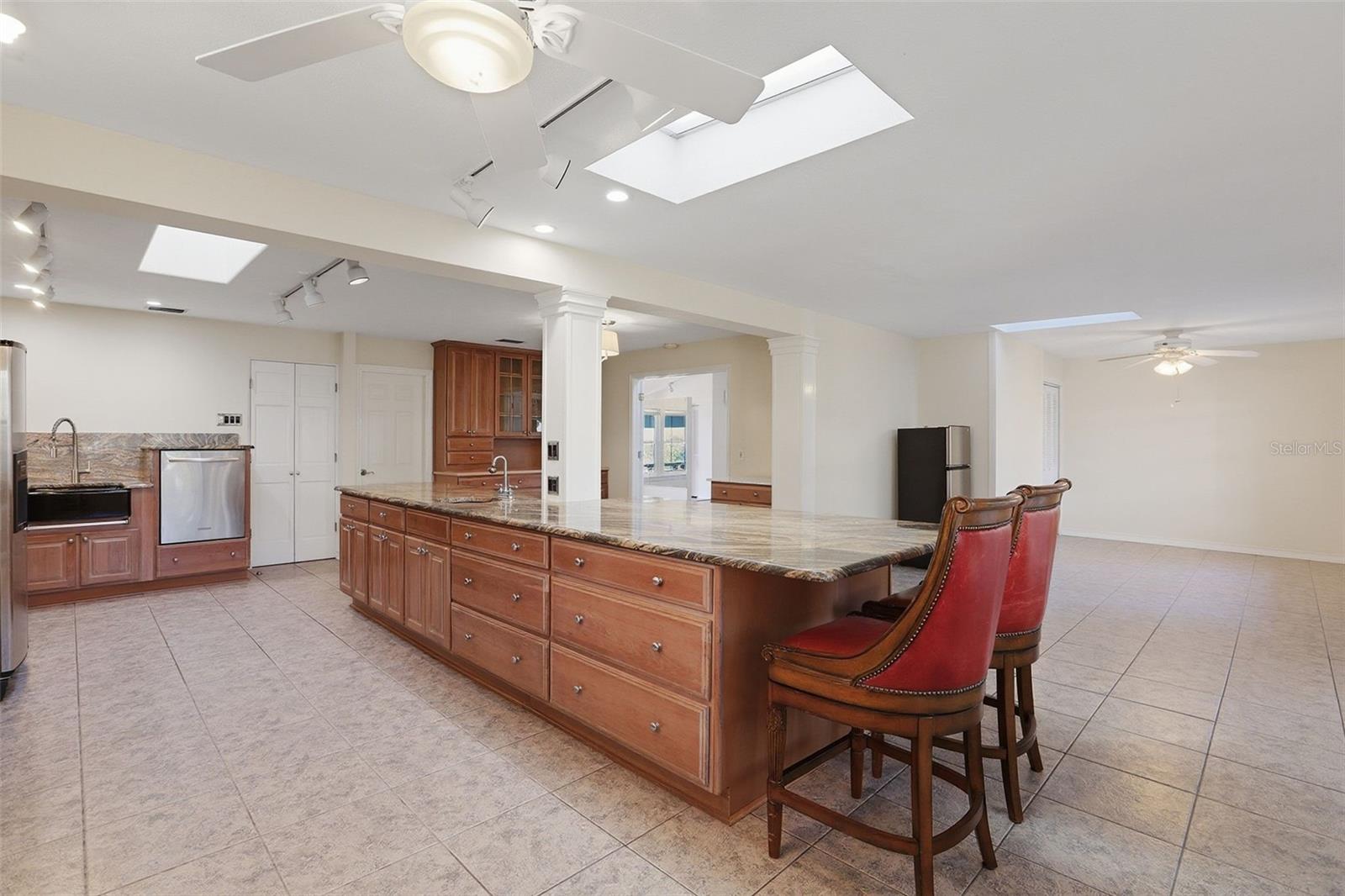 Image 14 of 49 For 88 Cindy Lane