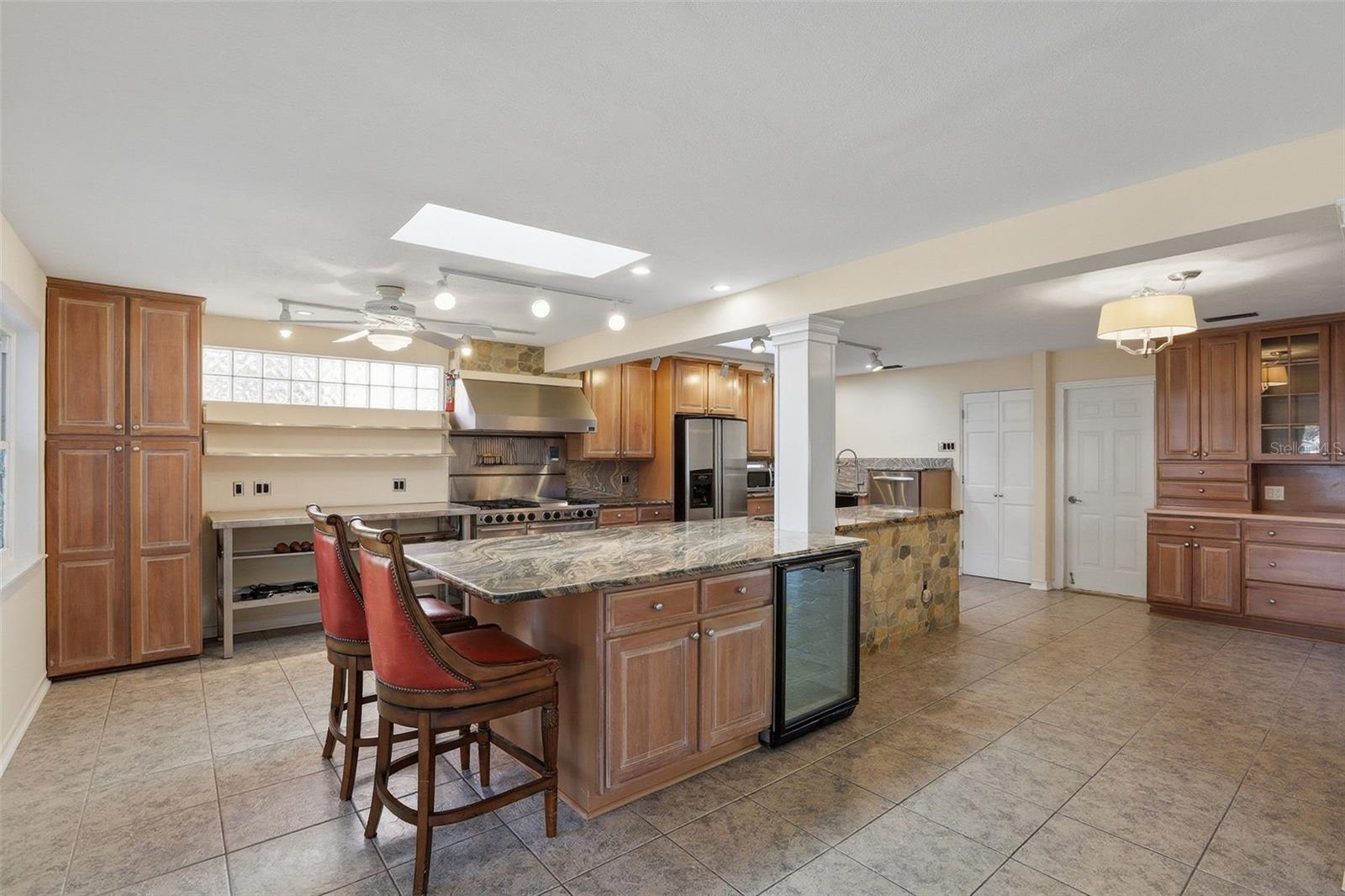 Image 15 of 49 For 88 Cindy Lane