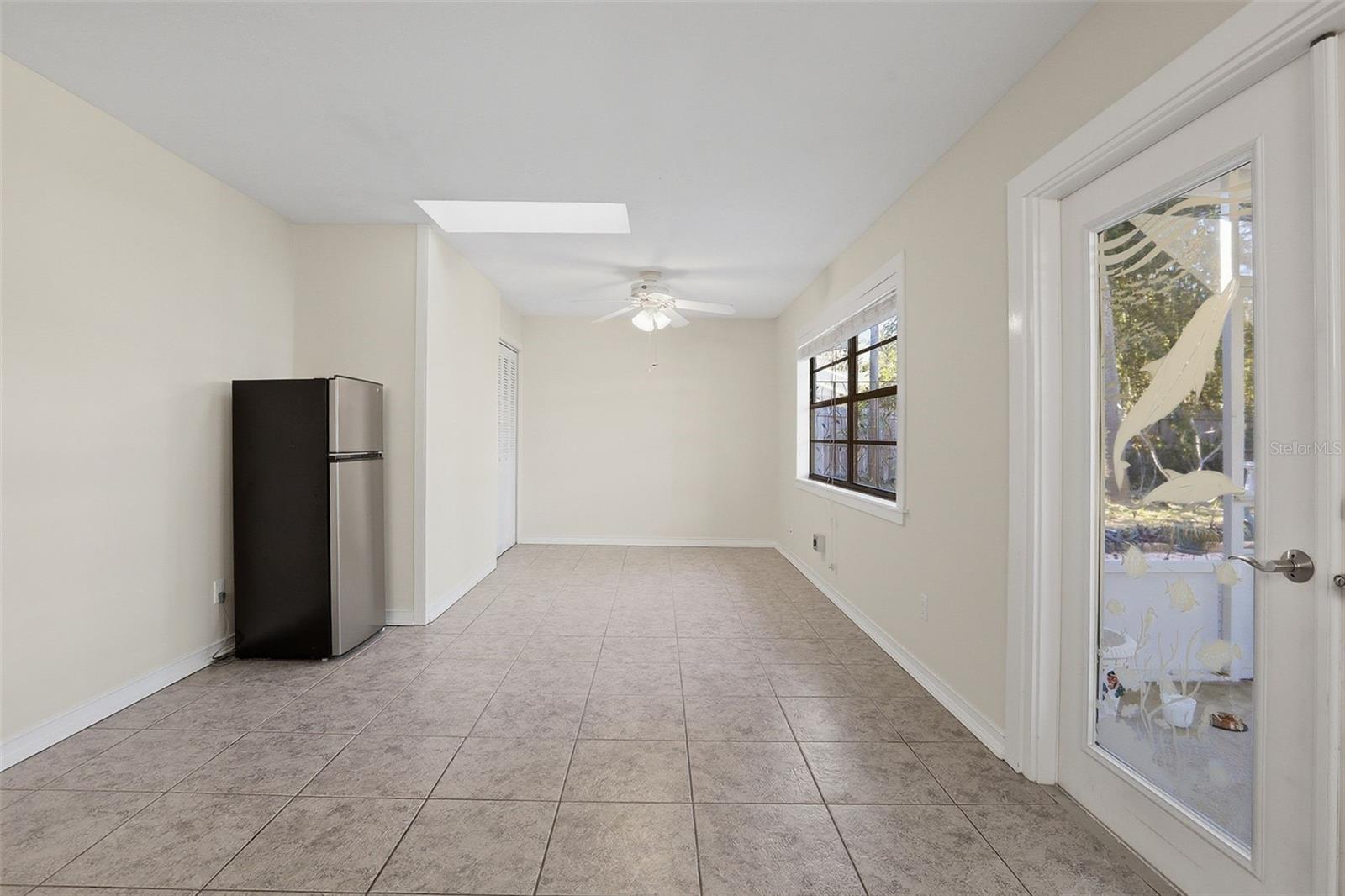 Image 16 of 49 For 88 Cindy Lane