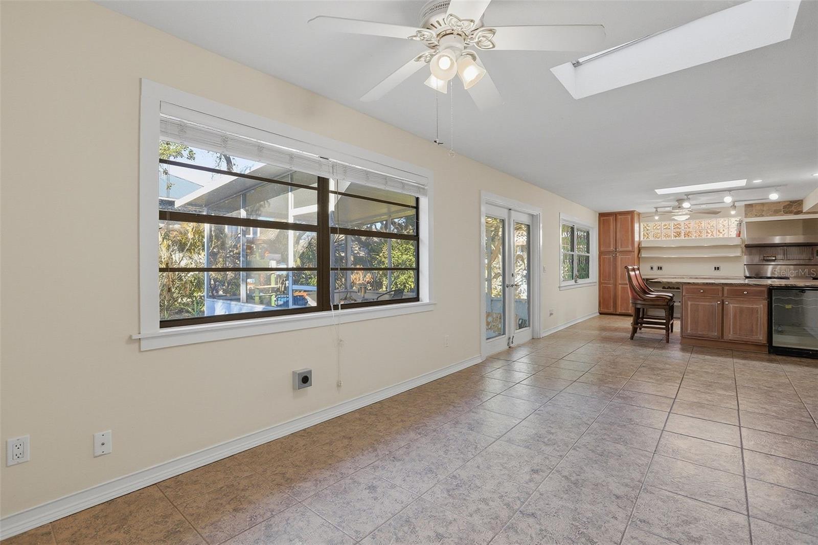 Image 17 of 49 For 88 Cindy Lane