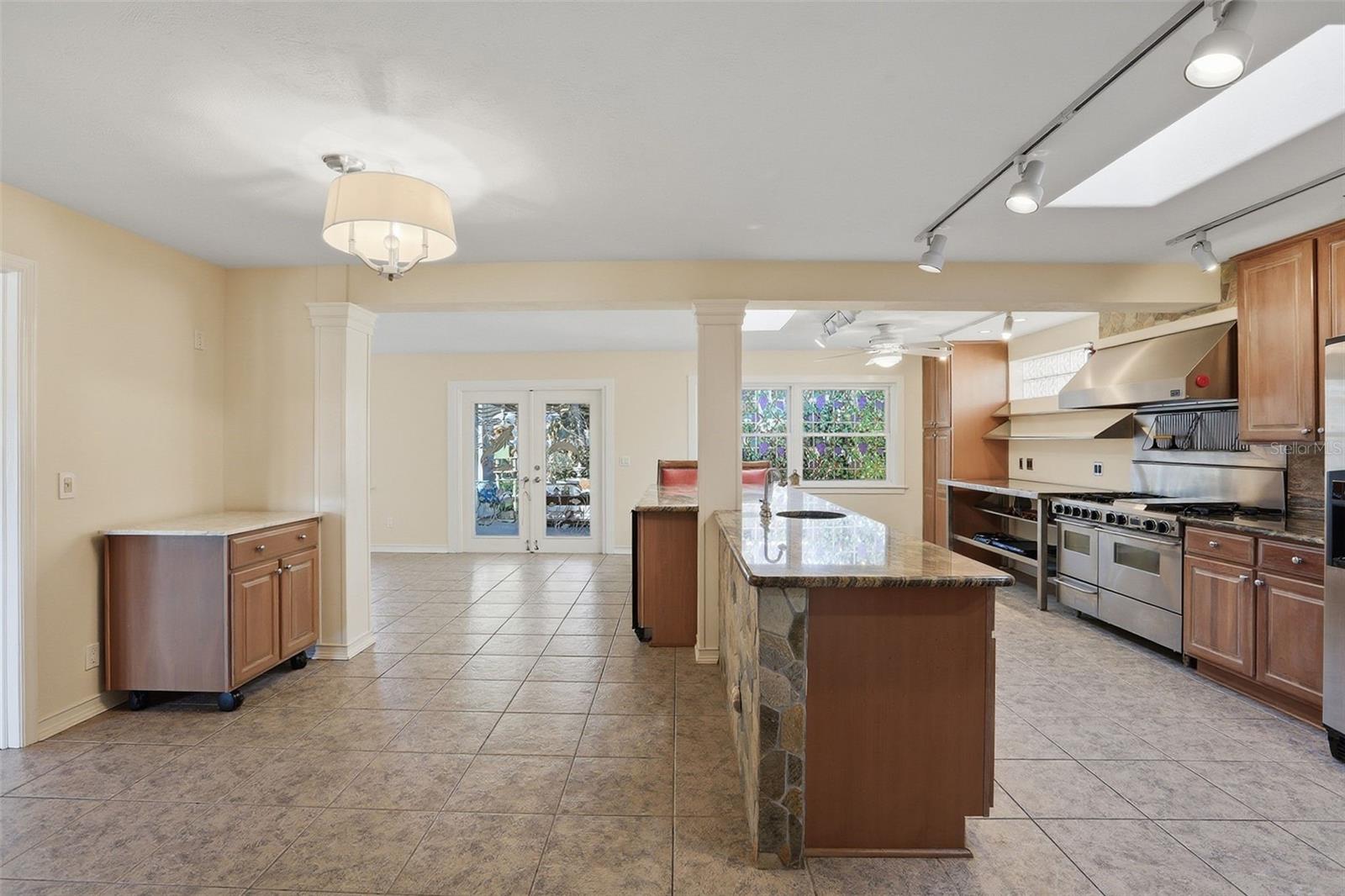 Image 8 of 49 For 88 Cindy Lane