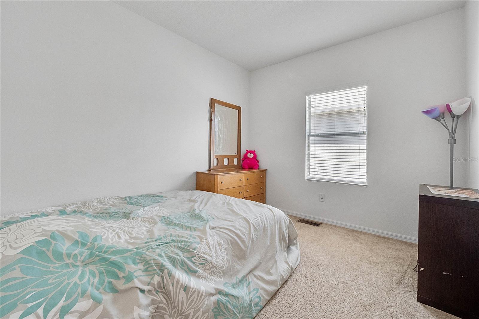 Image 13 of 37 For 1646 Scarlet Oak Loop 58c