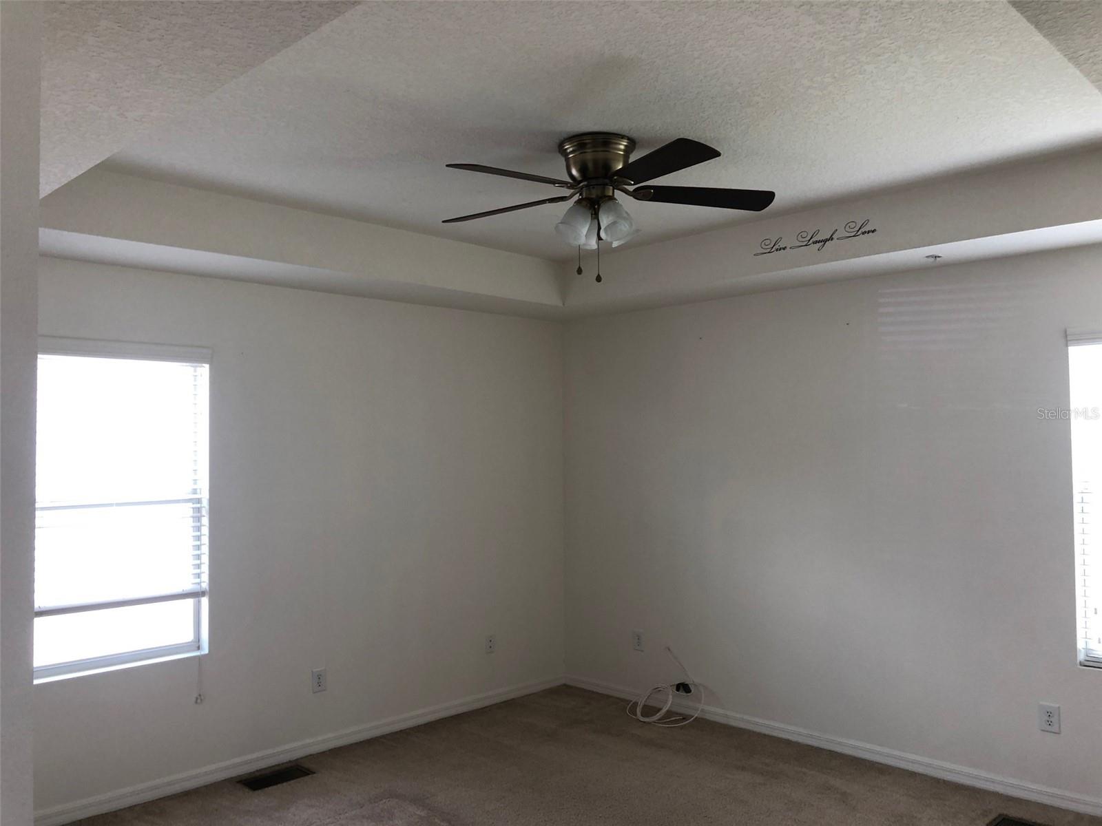 Image 26 of 37 For 1646 Scarlet Oak Loop 58c