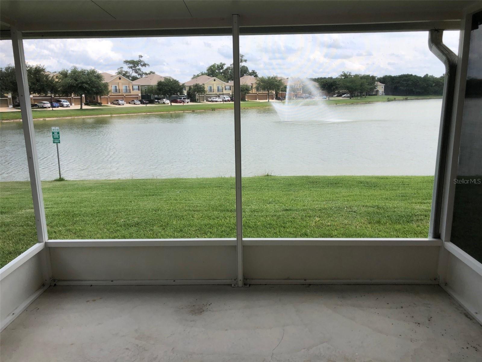 Image 5 of 37 For 1646 Scarlet Oak Loop 58c