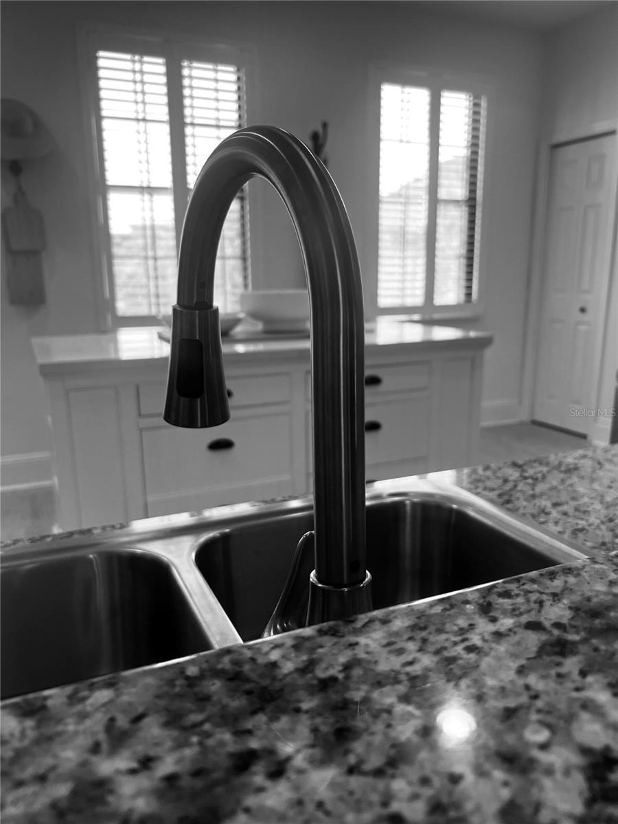 Image 41 of 65 For 1631 Lakemont Avenue