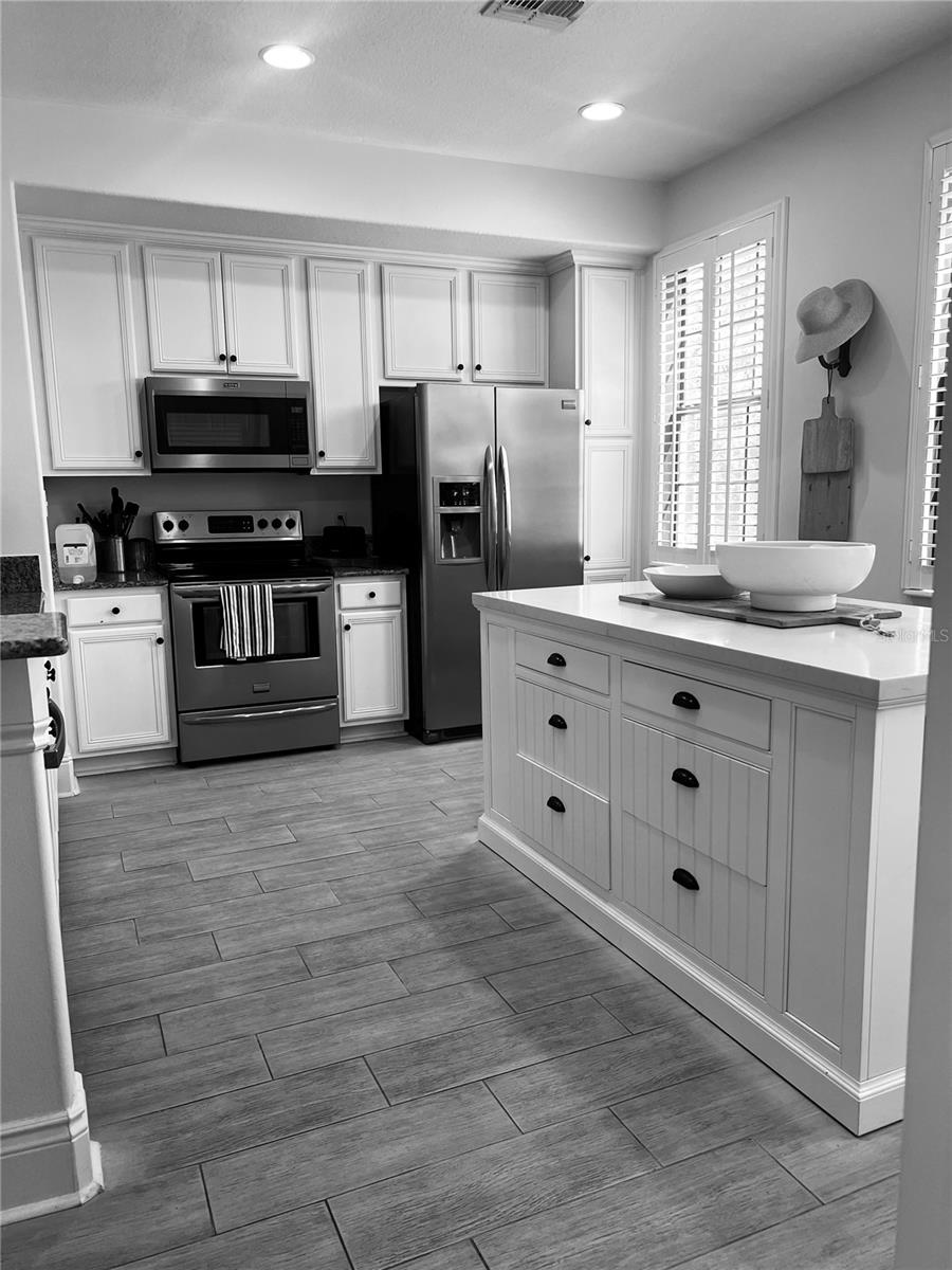 Image 42 of 65 For 1631 Lakemont Avenue