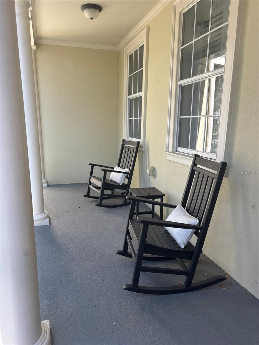 Image 5 of 65 For 1631 Lakemont Avenue