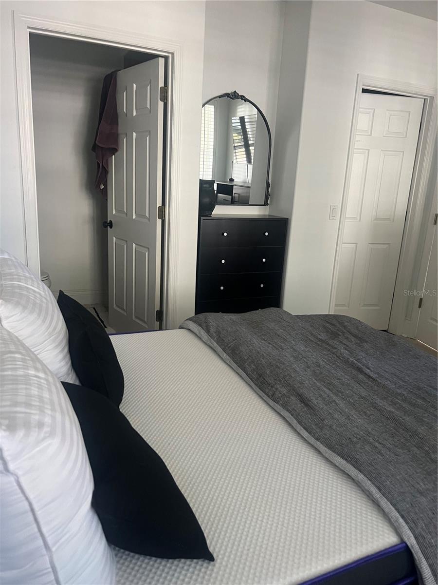 Image 56 of 65 For 1631 Lakemont Avenue