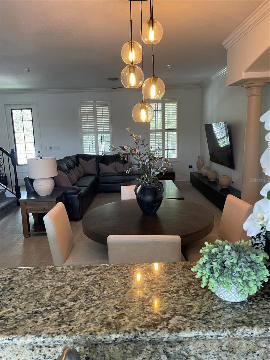 Image 8 of 65 For 1631 Lakemont Avenue