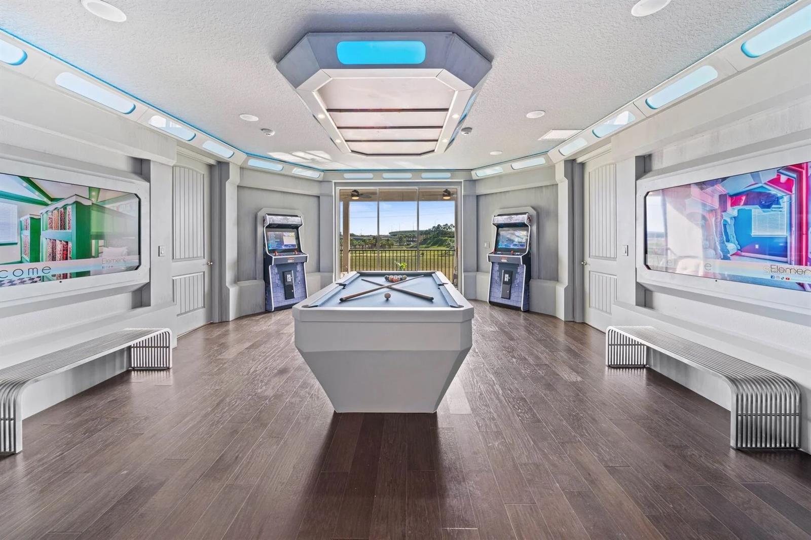 Image 27 of 56 For 308 Southfield Street