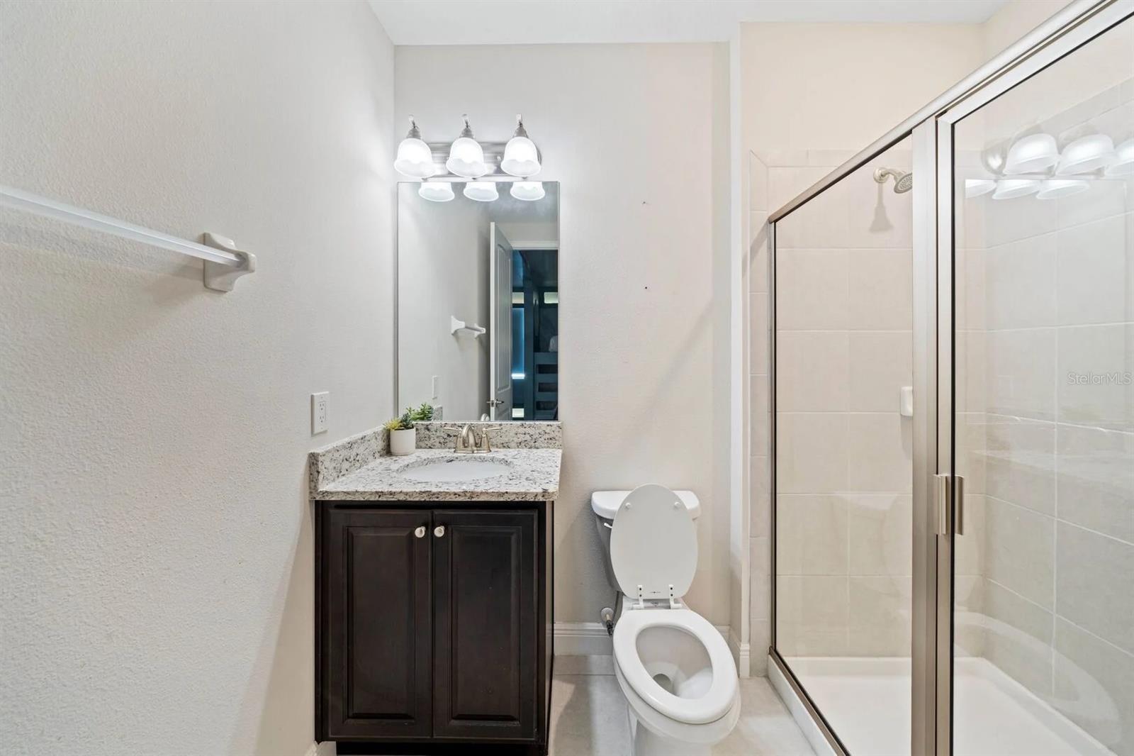 Image 34 of 56 For 308 Southfield Street