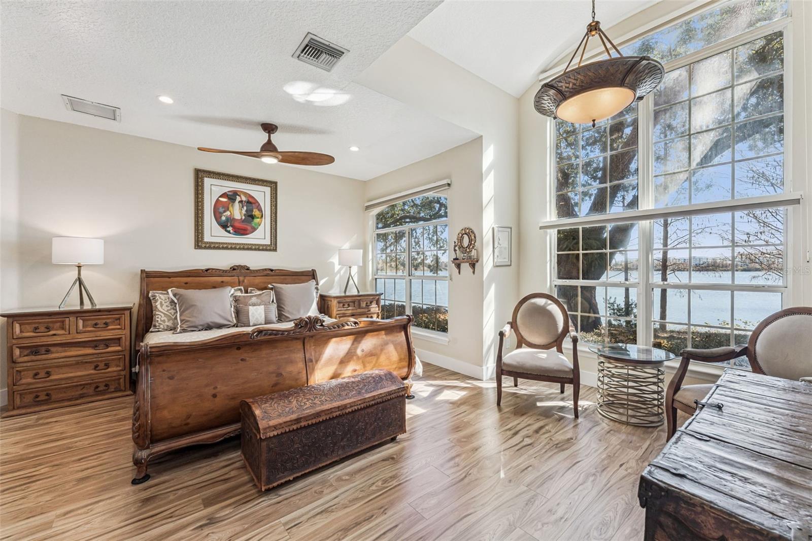 Image 16 of 48 For 7433 Somerset Shores Court